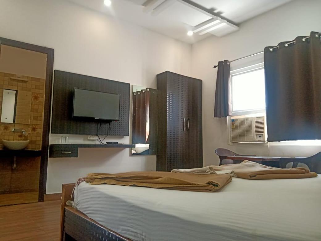 Hotel Rajshree Tanakpur Exterior foto