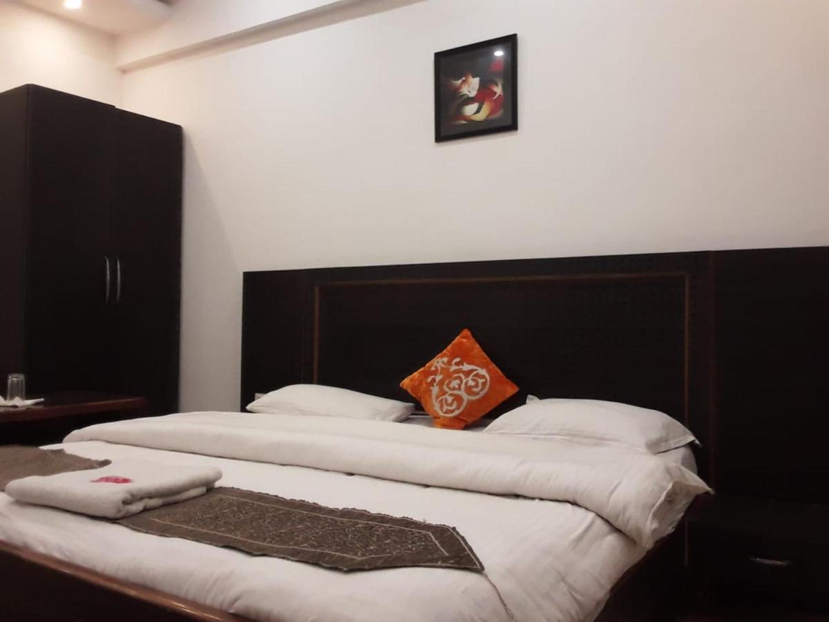 Hotel Rajshree Tanakpur Exterior foto